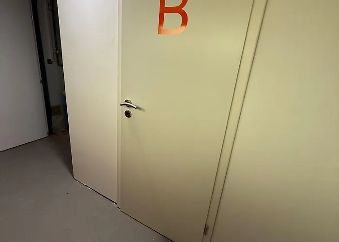 With Garden Lägenhet