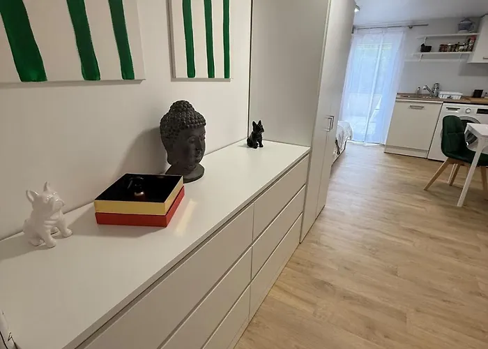 Apartmán With Garden Villerupt