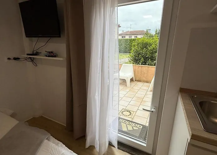 Apartmán With Garden